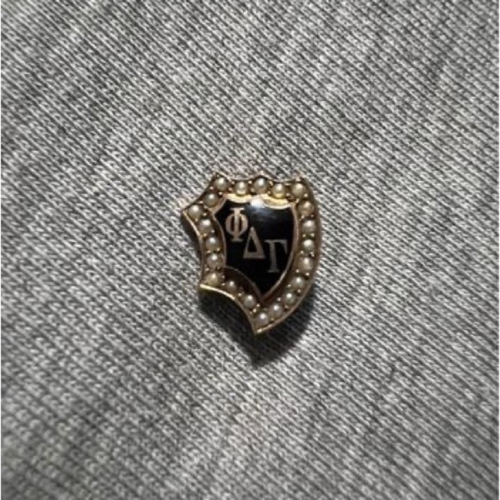 Vintage Phi Delta Gamma Fraternity Pin with pearls